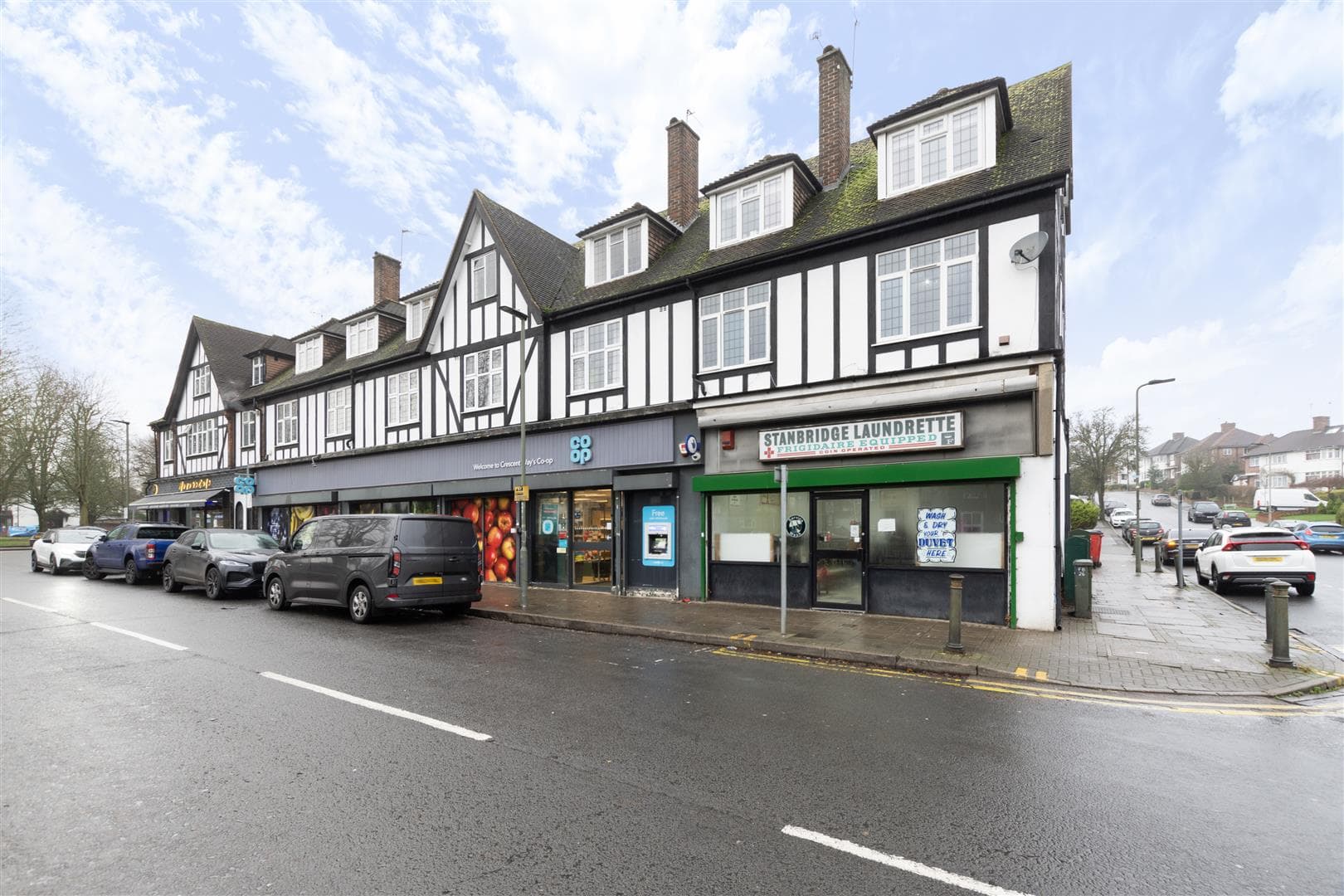 Crescent Way, Green Street Green, Kent, BR6 9LR