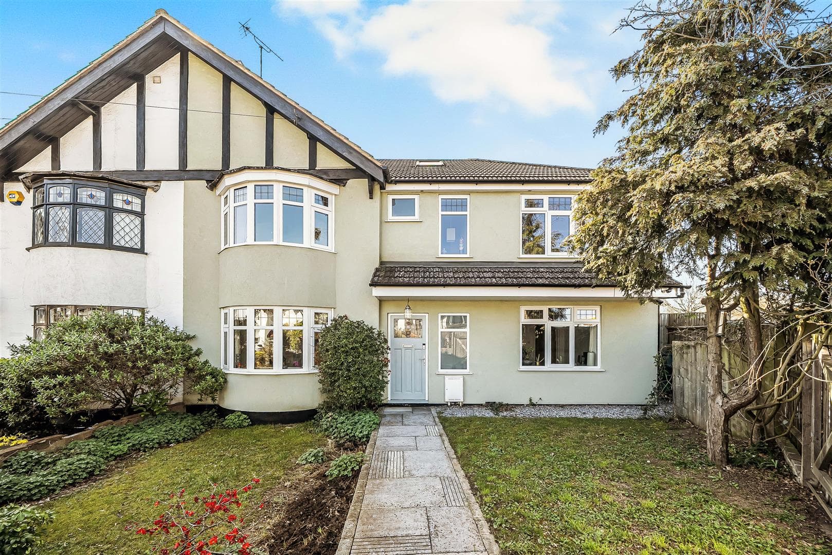 Queensway, Petts Wood, Petts Wood Orpington, Kent, BR5 1EB