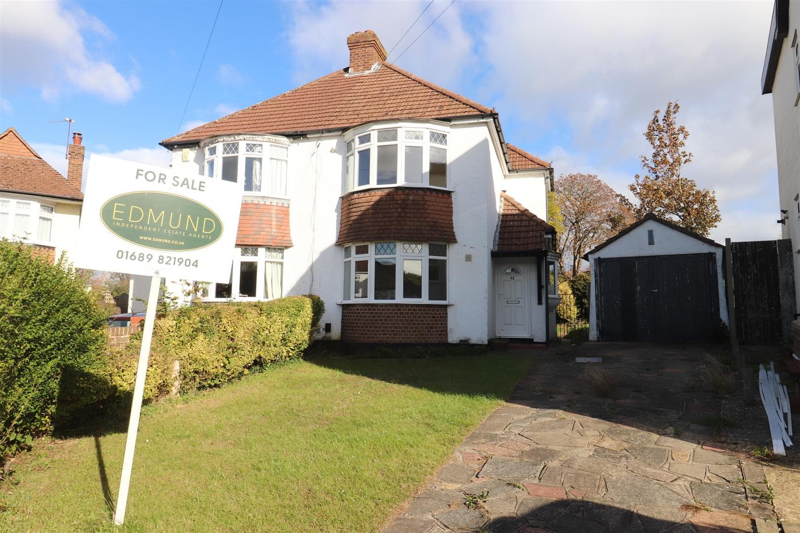 Warren Drive, Chelsfield, Orpington, Kent, BR6 6EX