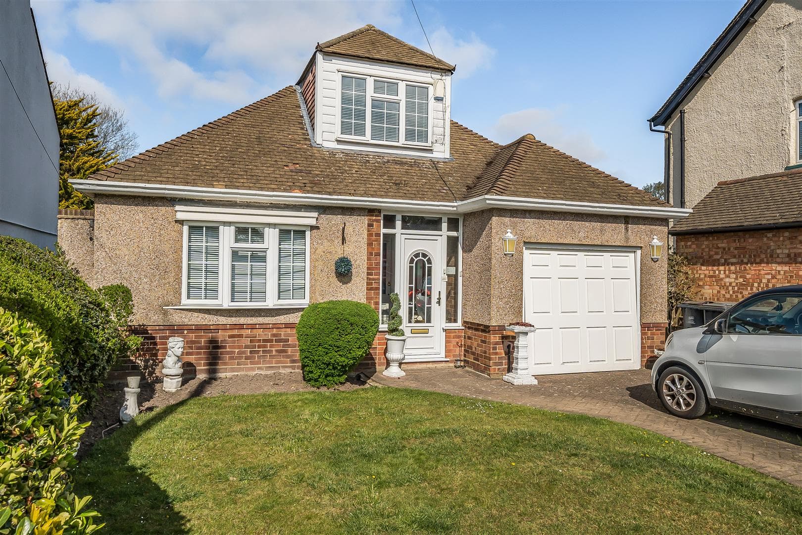 St. Johns Road, Petts Wood, BR5 1HY
