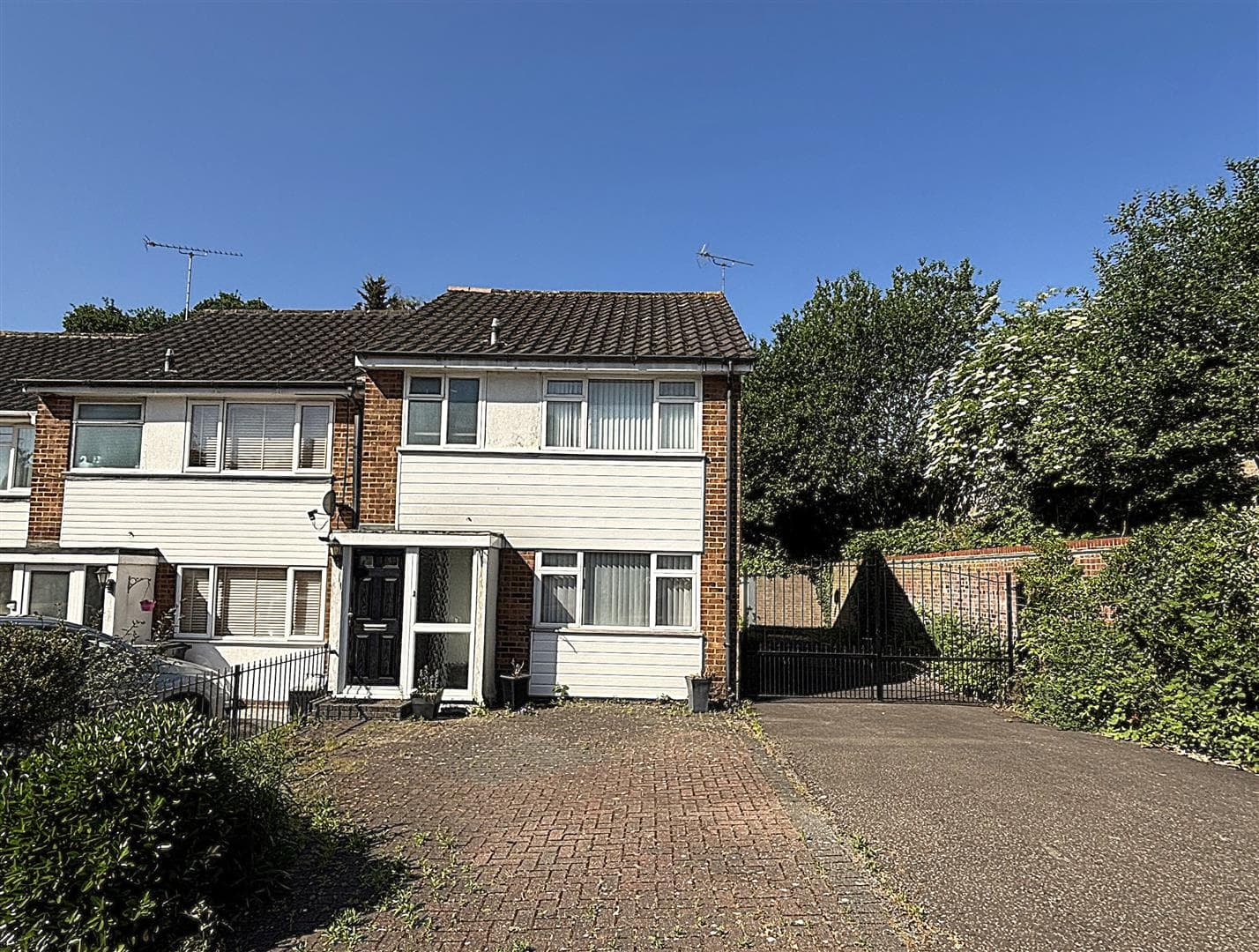 Pickhurst Park, Bromley, BR2 0UF