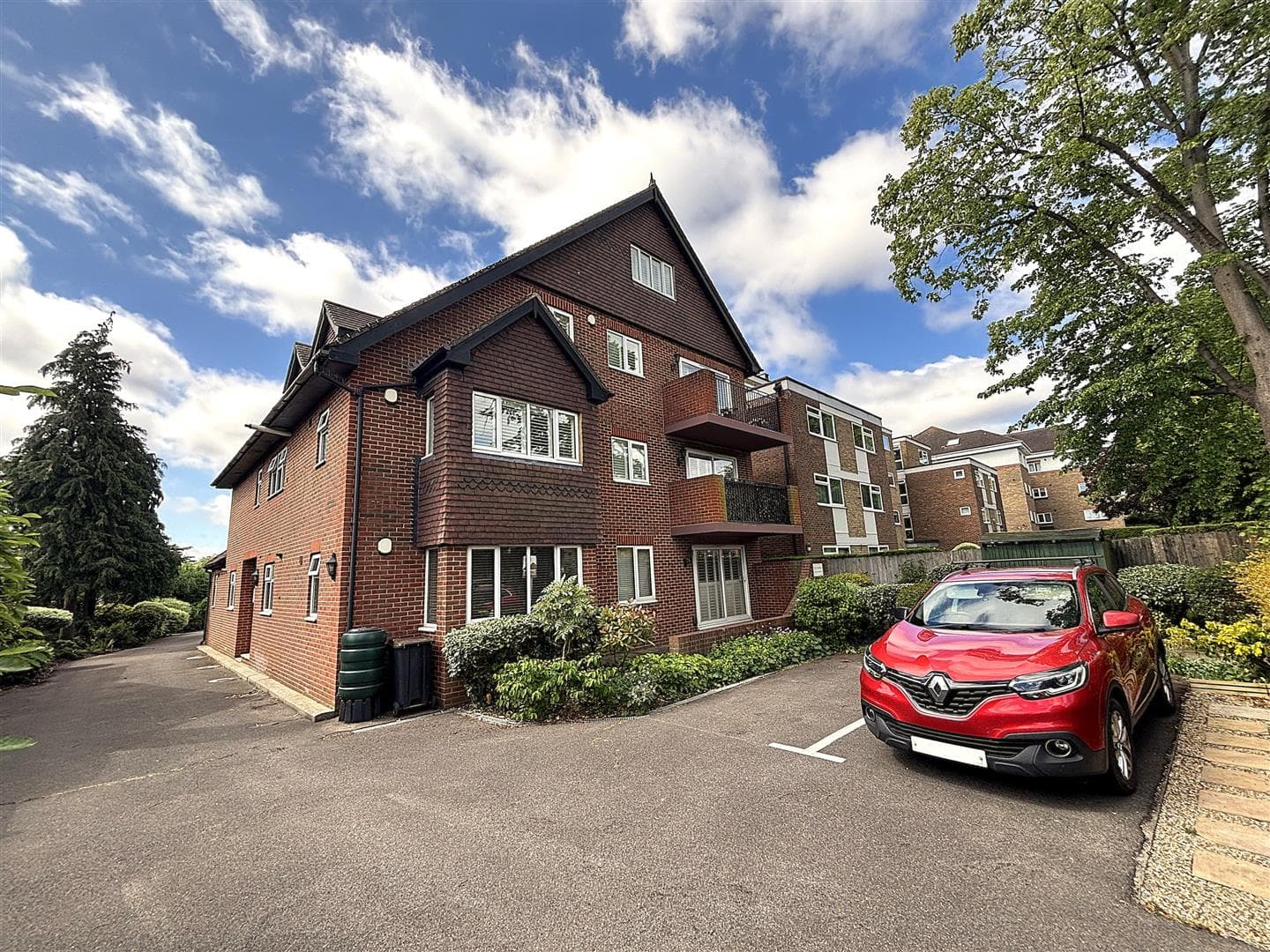 The Herons, Court Downs Road, Beckenham, Kent, BR3 6LL