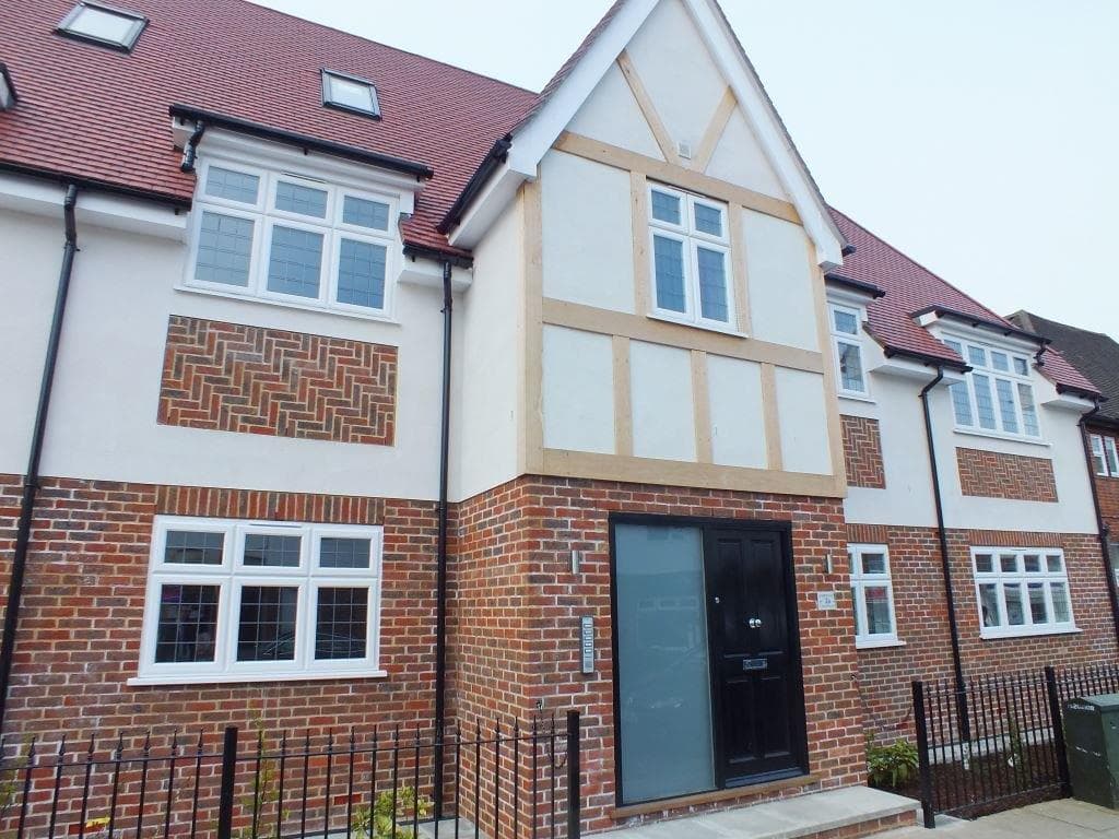 Woodhurst Avenue, Petts Wood, Kent, BR5 1AR