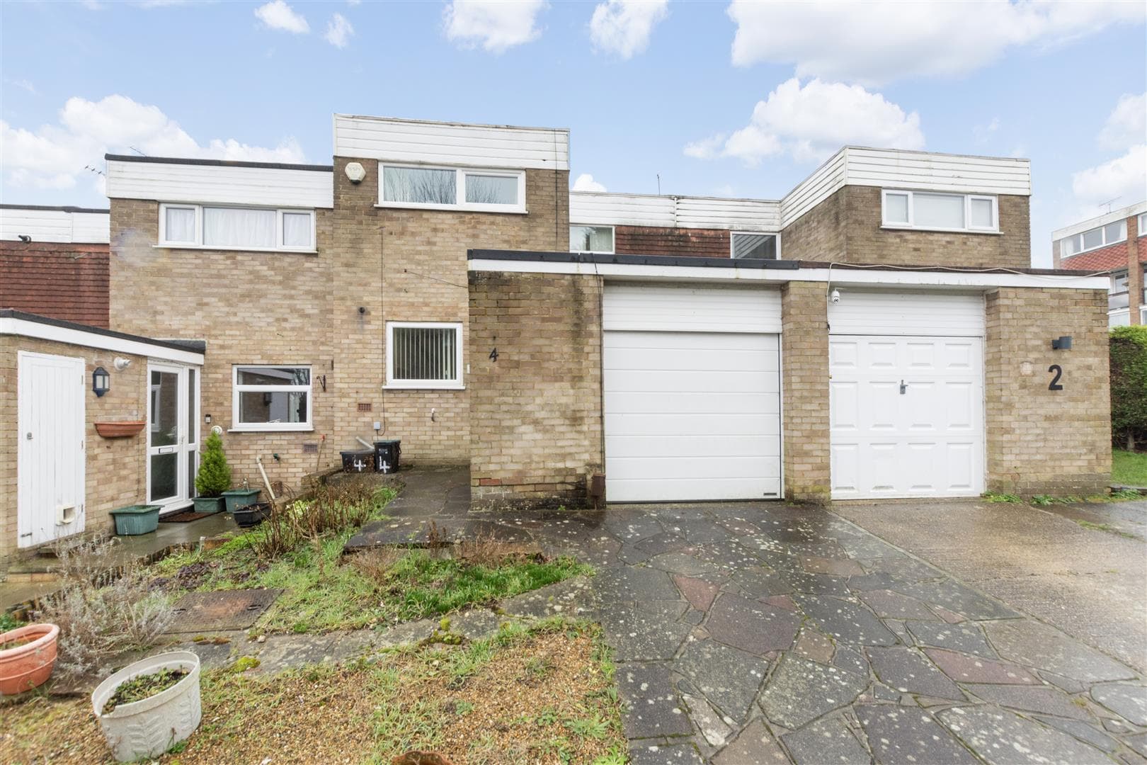 Martindale Avenue, Green Street Green, Kent, BR6 6LJ