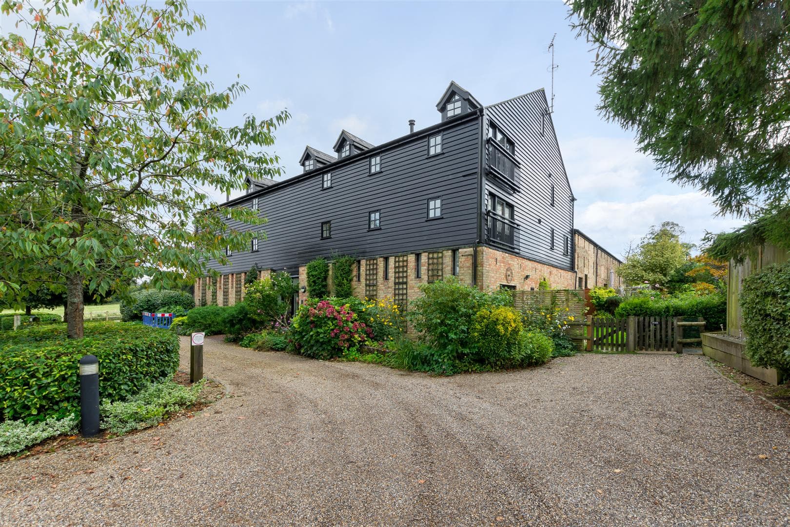 Main Road, Knockholt, Kent, TN14 7LG