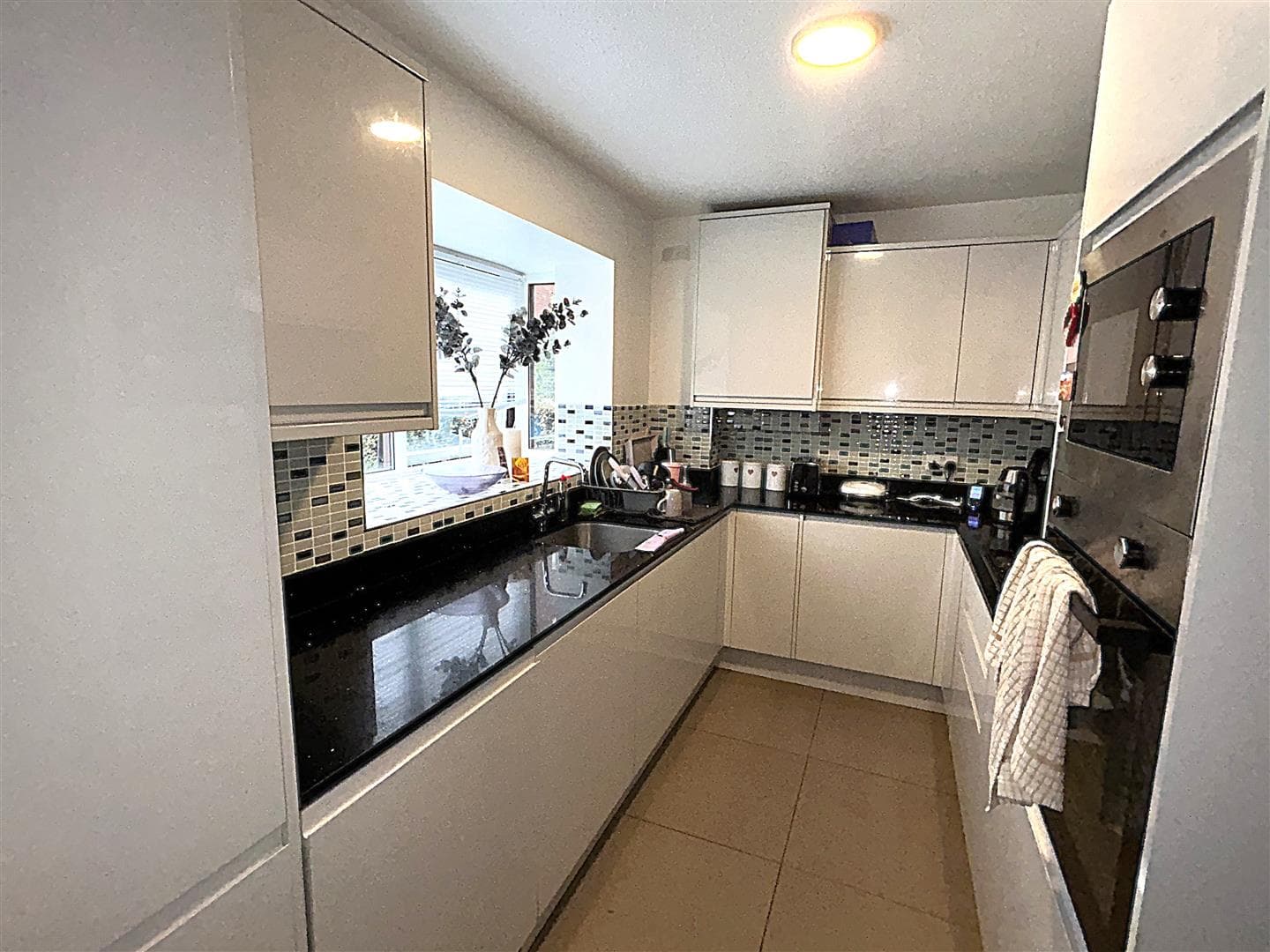 Whitehaven Close, Bromley, Kent, BR2 0YA