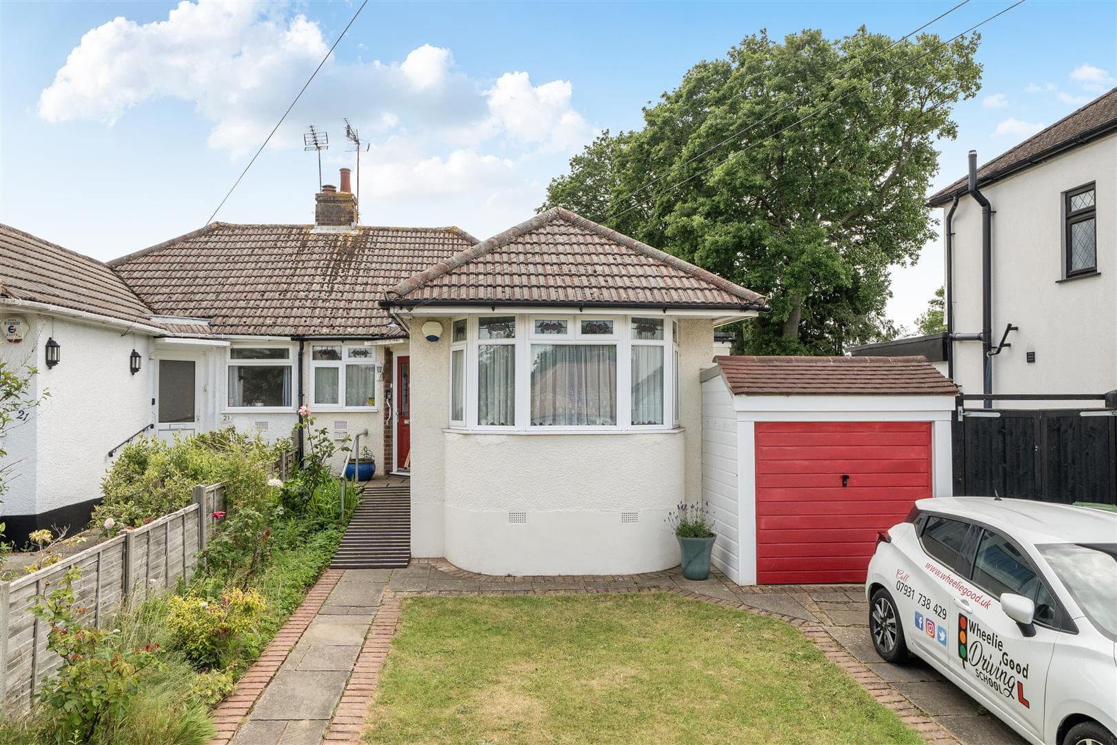 Prescott Avenue, Petts Wood, Kent, BR5 1AE