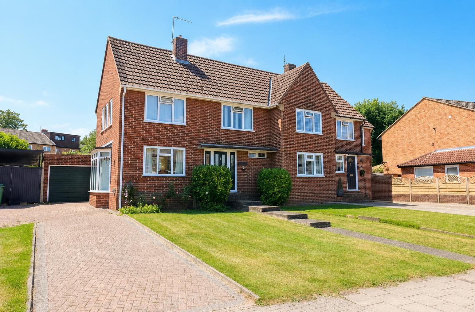 Lapworth Close, Orpington, Kent, BR6 9BW