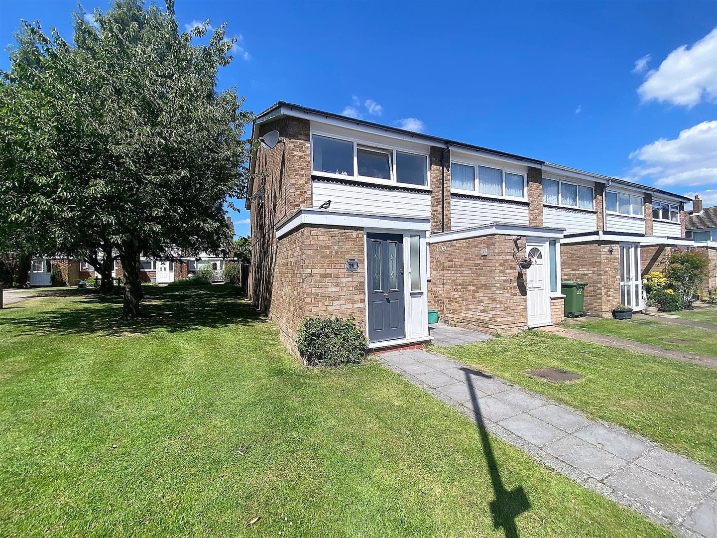 Place Farm Avenue, Crofton, Kent, BR6 8DQ