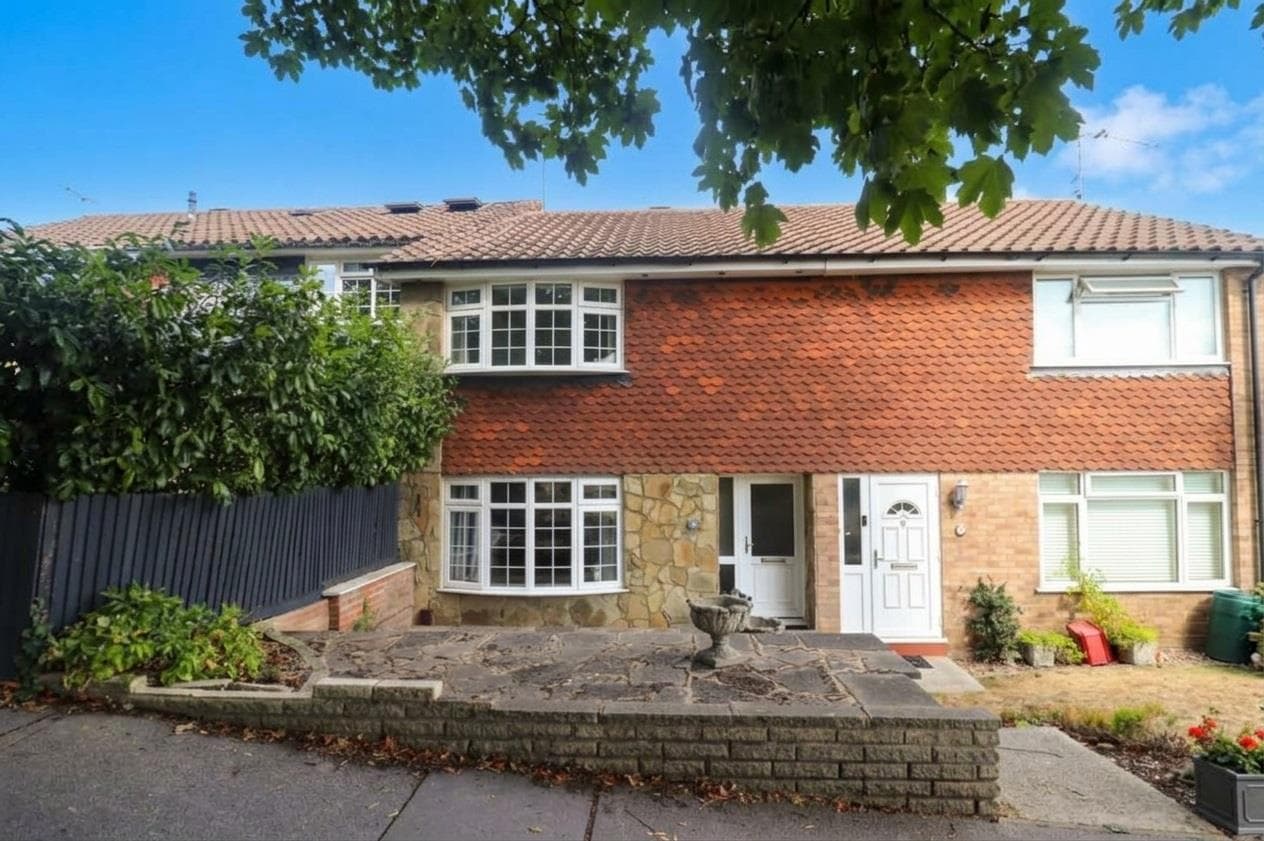 Ryarsh Crescent, Orpington, Kent, BR6 9SQ
