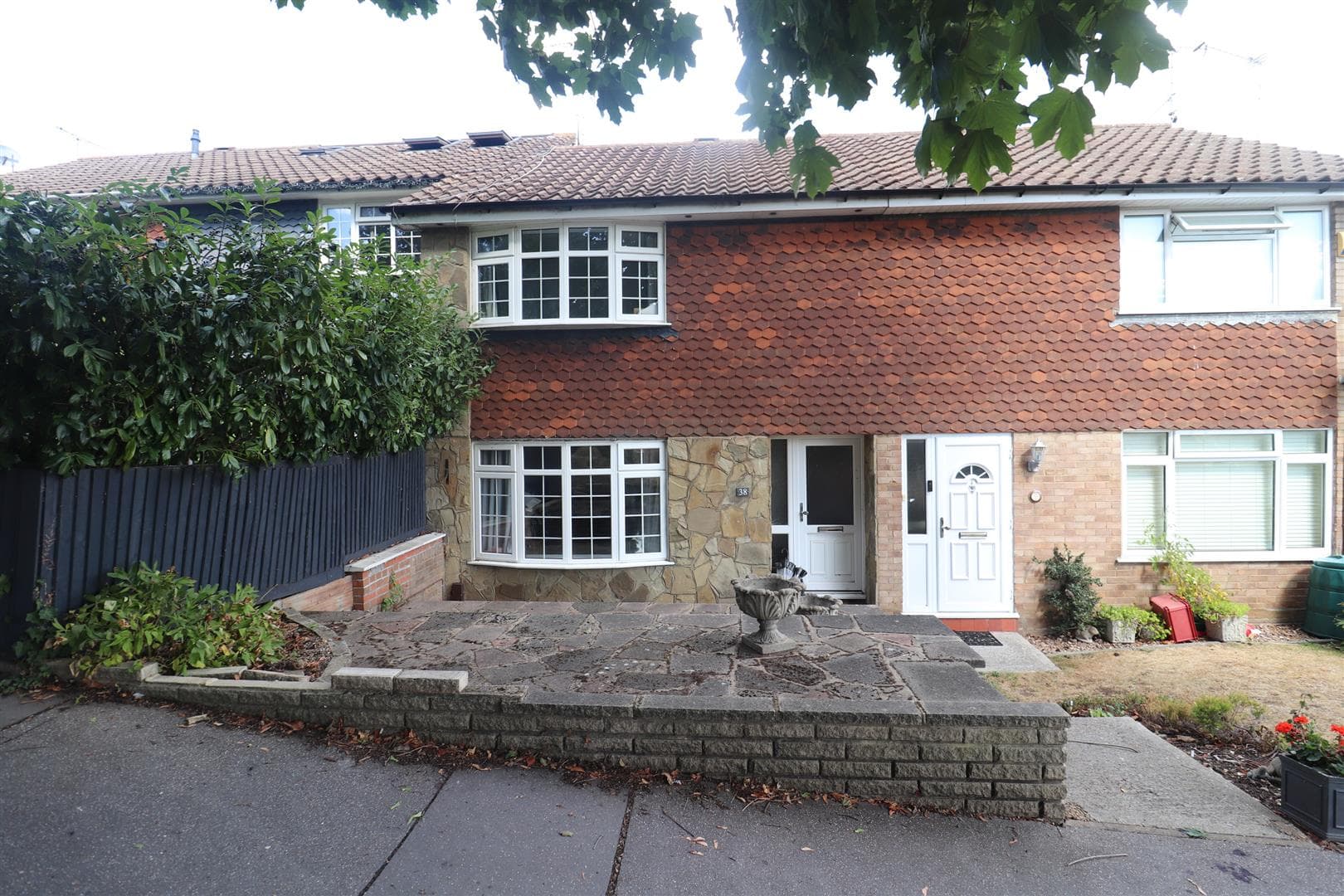 Ryarsh Crescent, Orpington, Kent, BR6 9SQ