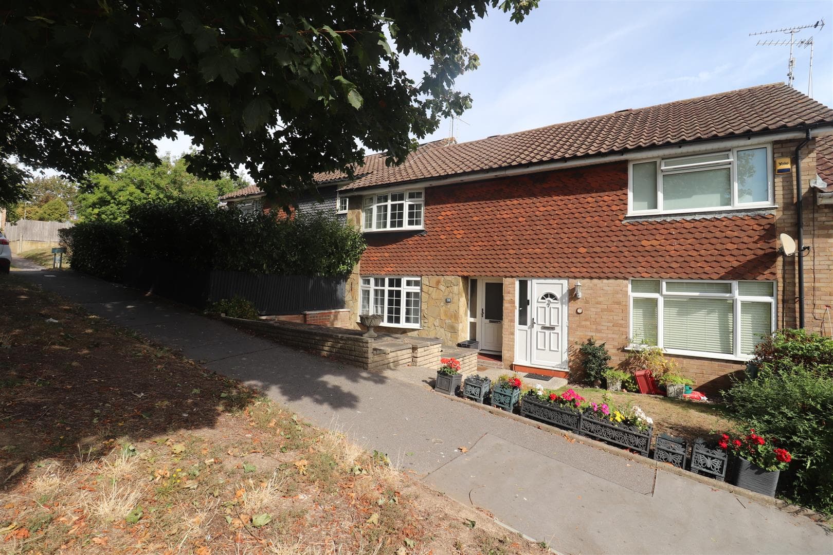 Ryarsh Crescent, Orpington, Kent, BR6 9SQ