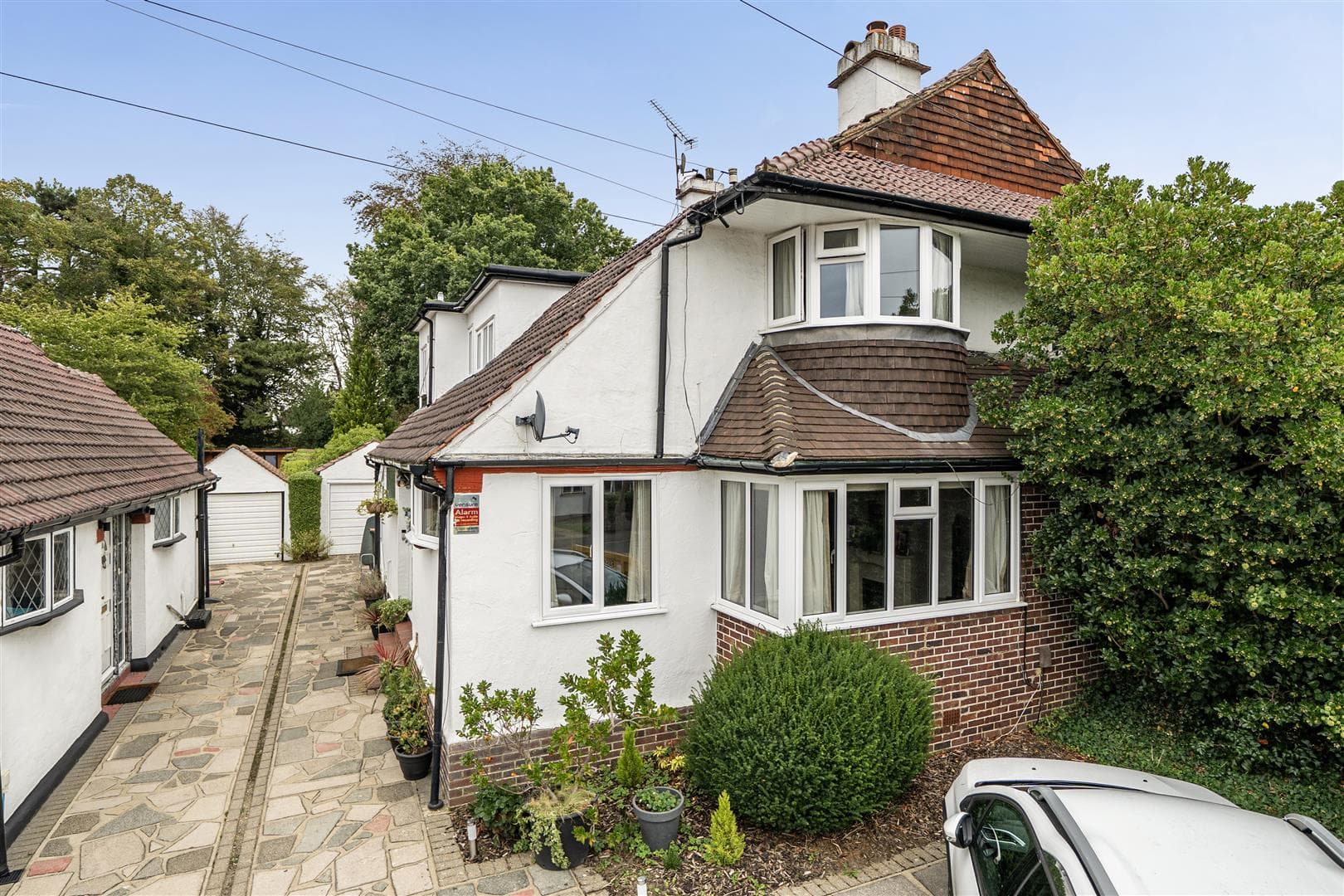 Willett Way, Petts Wood, Kent, BR5 1QD