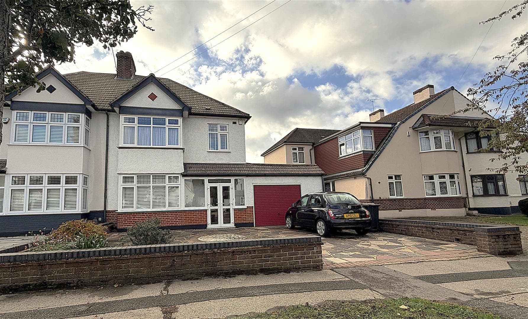 Harvest Bank Road, West Wickham, Kent, BR4 9DL